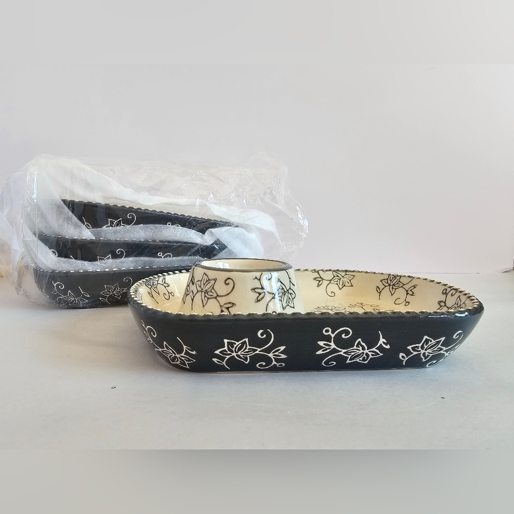 NWOT Temp-tations Floral Lace Dark Gray Individual Snack Dip Tray Set of 4